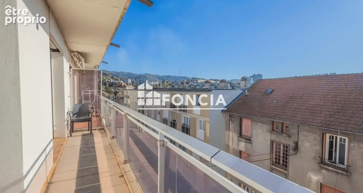 T4 à rénover avec balcon et garage – Centre Firminy - photo 13