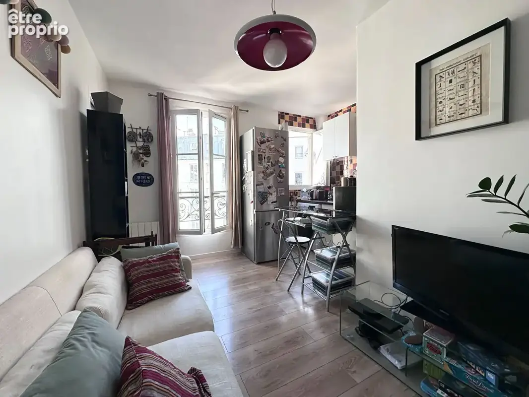 Appartement à PARIS-18E