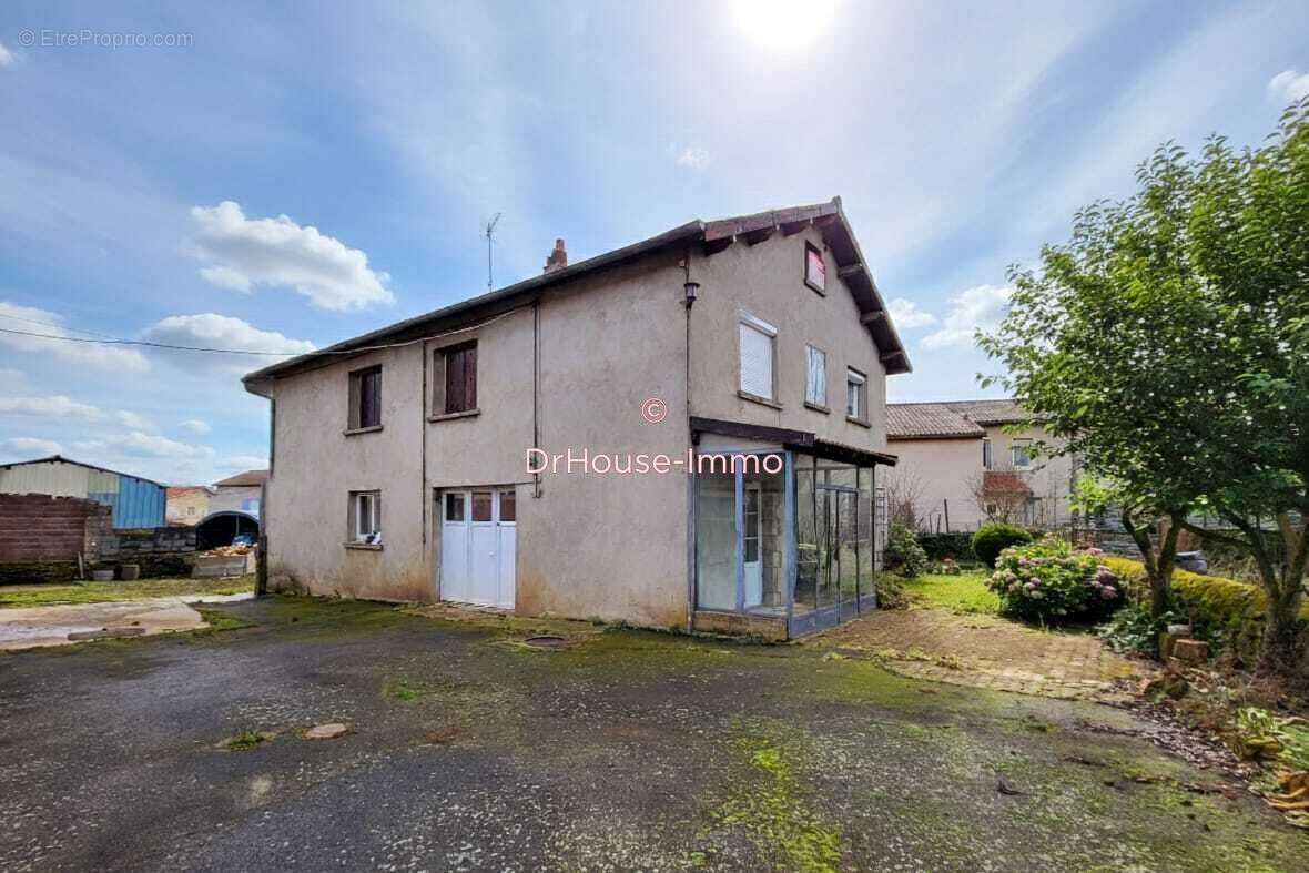 Maison à COSTAROS