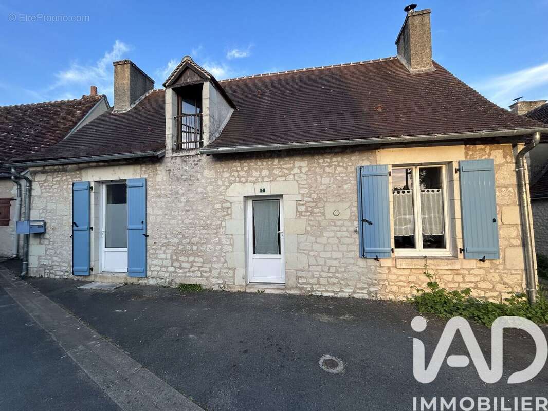 Maison 240 m² à Martizay  - photo 2