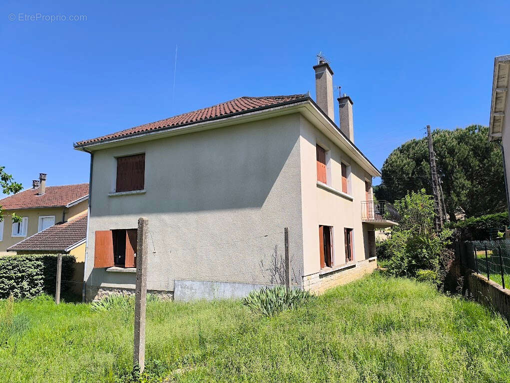 Maison à CAPDENAC-GARE