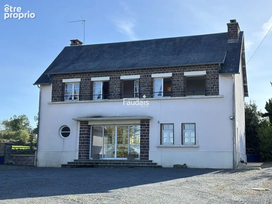 Maison 7 pièces 141 m² à vendre à Saint-Georges-D'elle (50680) - photo 2