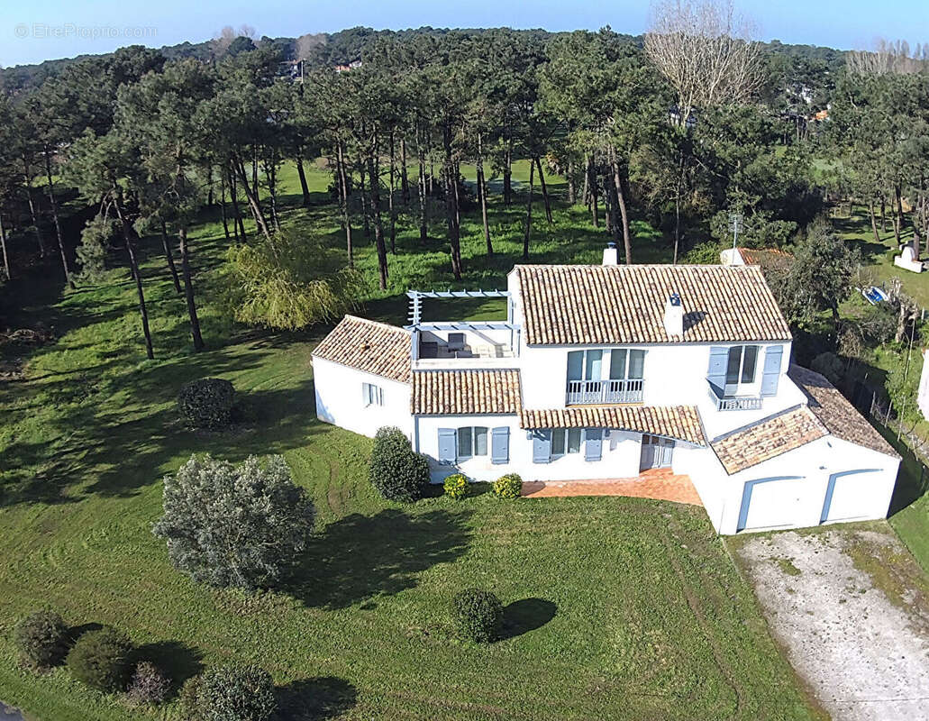 Maison à L'AIGUILLON-SUR-MER