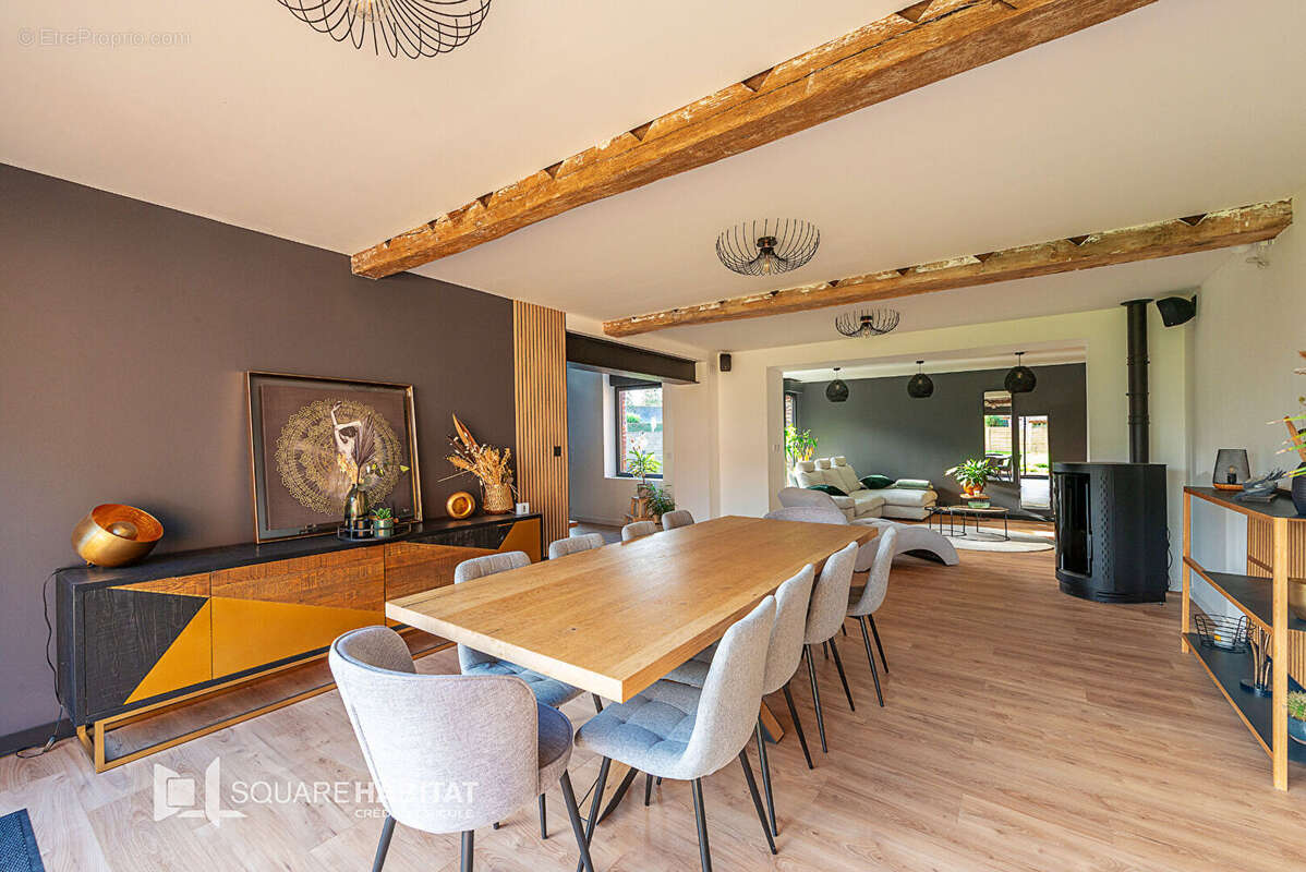 Maison à SAINT-AMAND-LES-EAUX