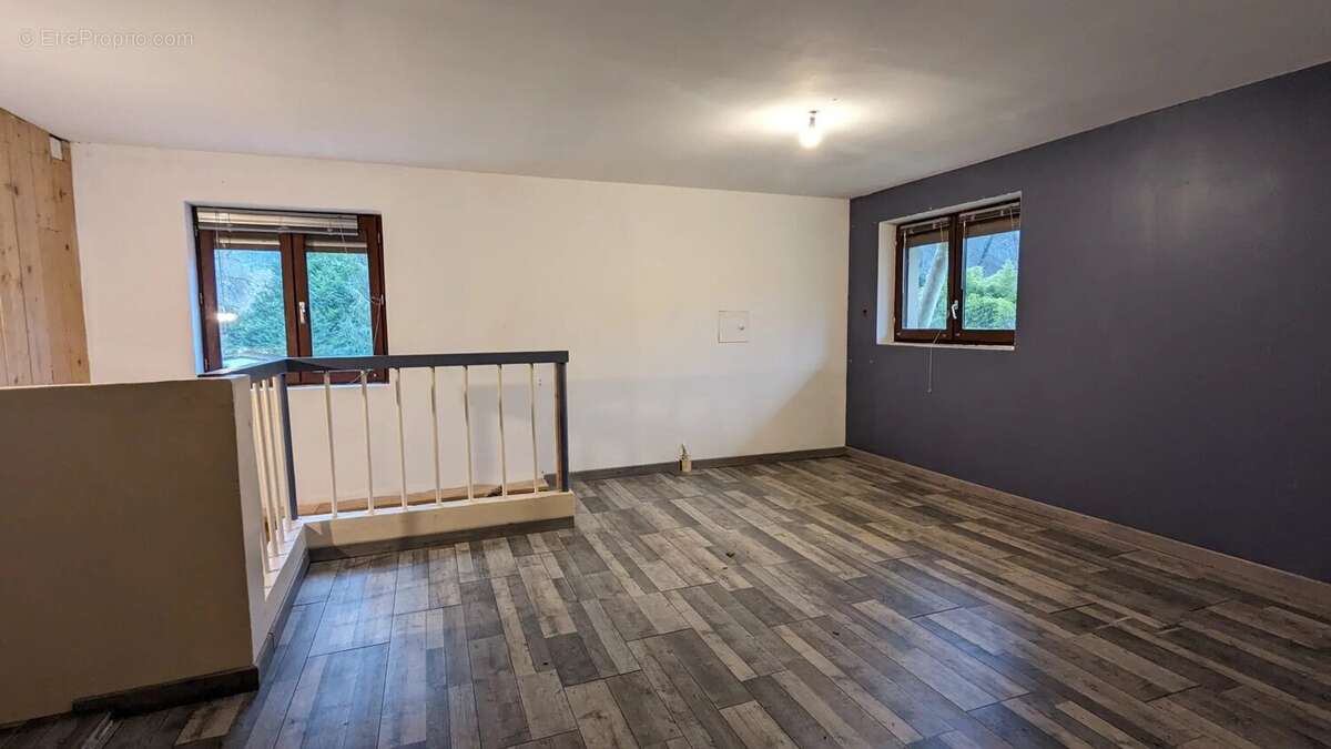 Maison à LAMOTHE-FENELON