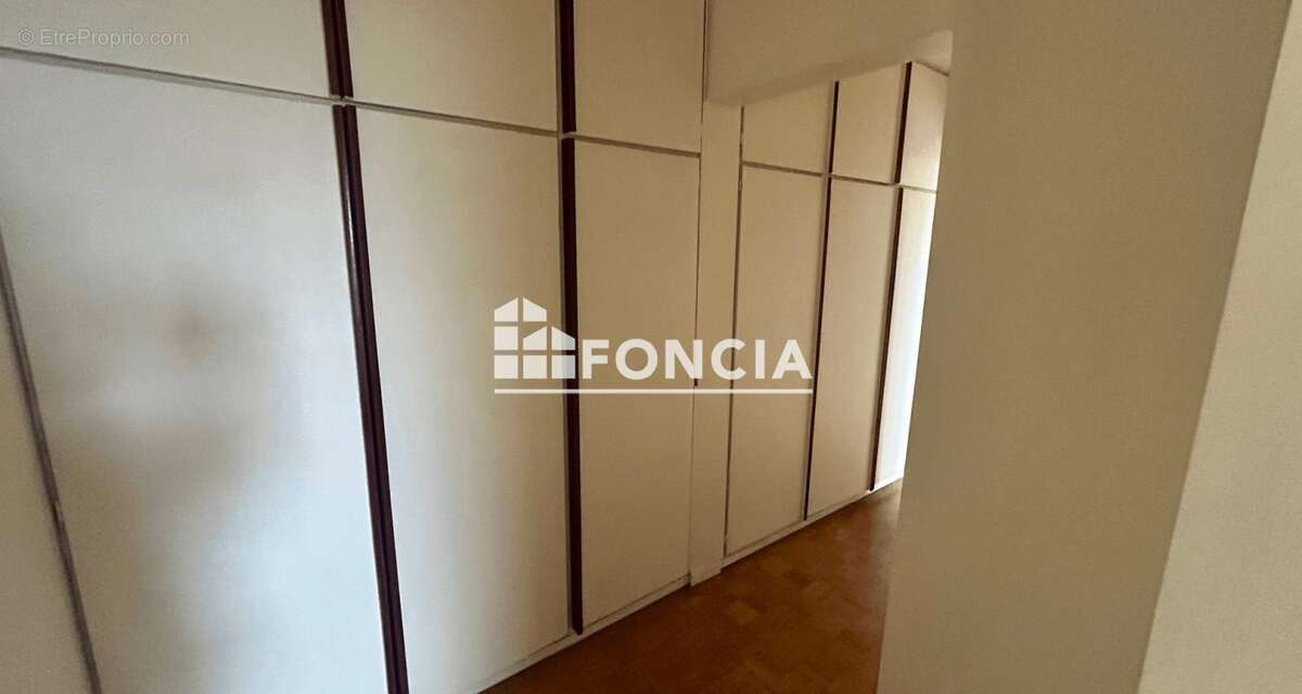 Appartement à THIAIS