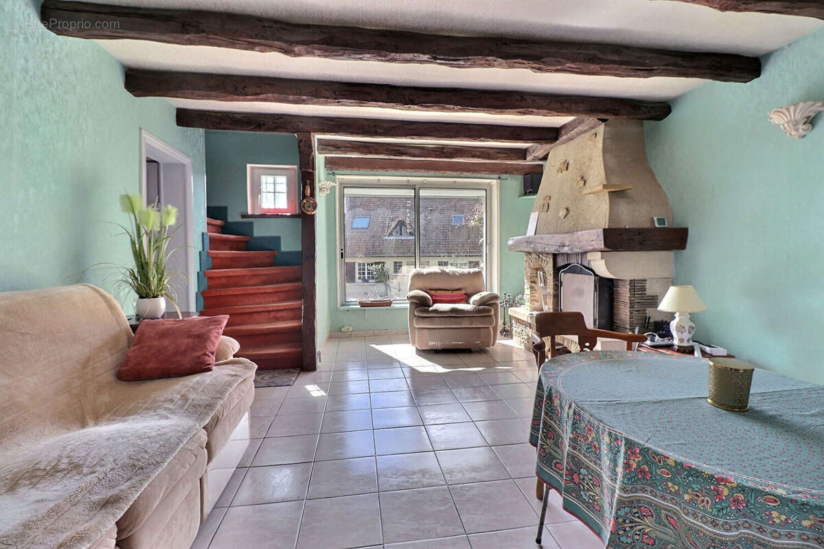 Maison à MAREIL-MARLY
