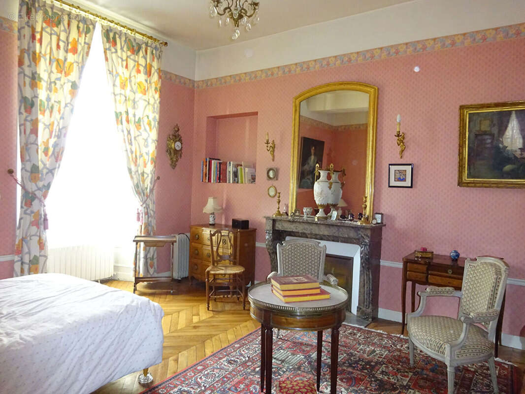 Maison à LA FERTE-BERNARD