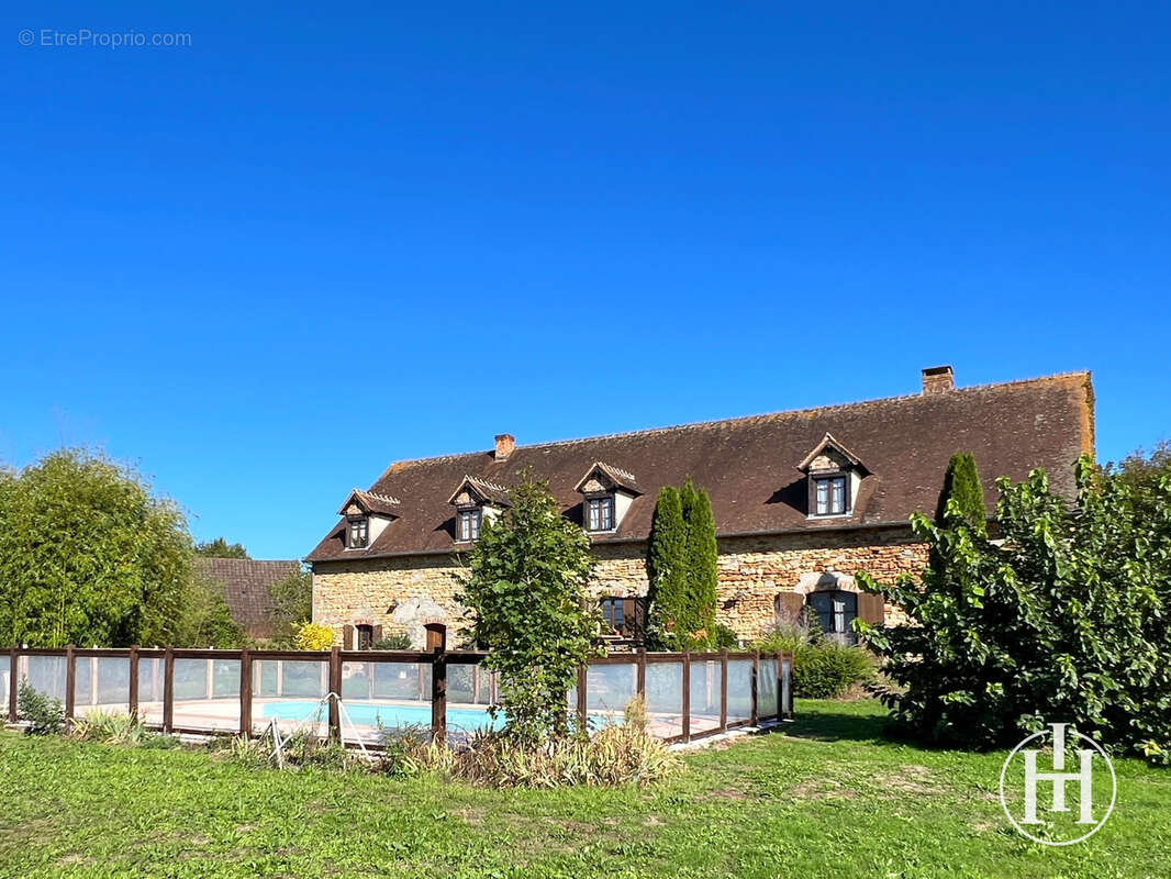 Maison à CHARENTON-DU-CHER