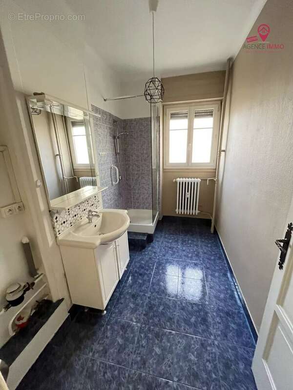 Appartement à LYON-8E