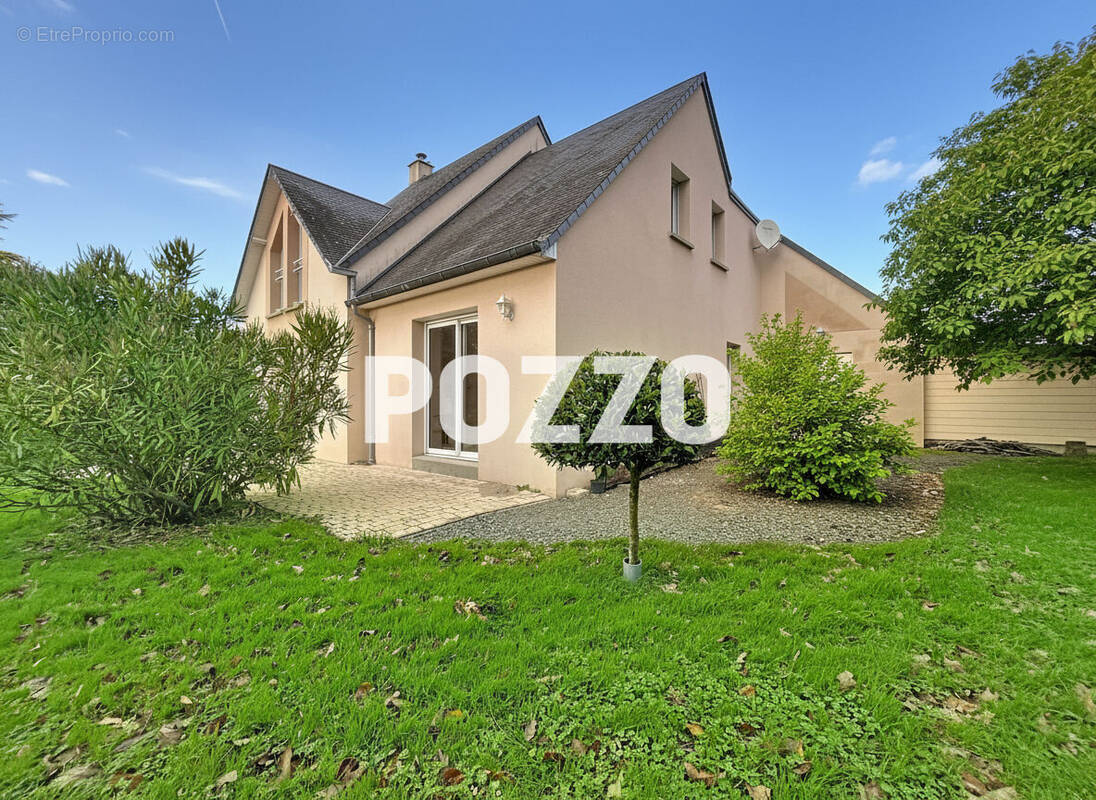 Maison à BREHAL