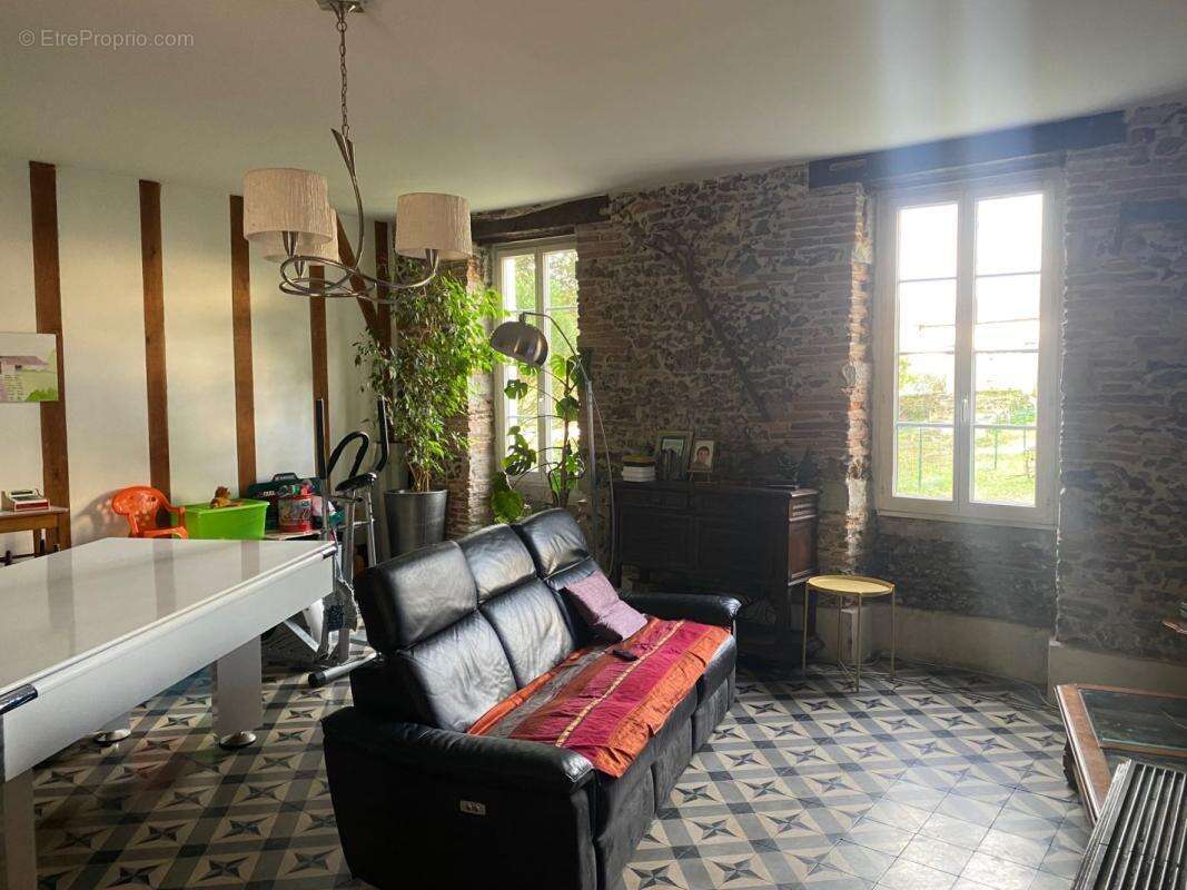 Maison à LESPERON