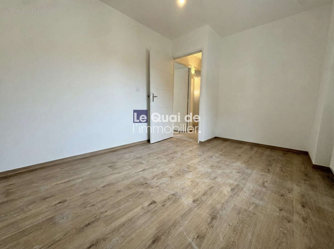 Maison à COGNIN-LES-GORGES