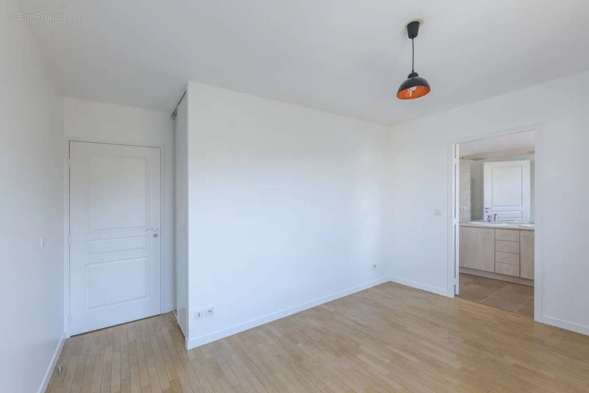 Appartement à CHAVILLE