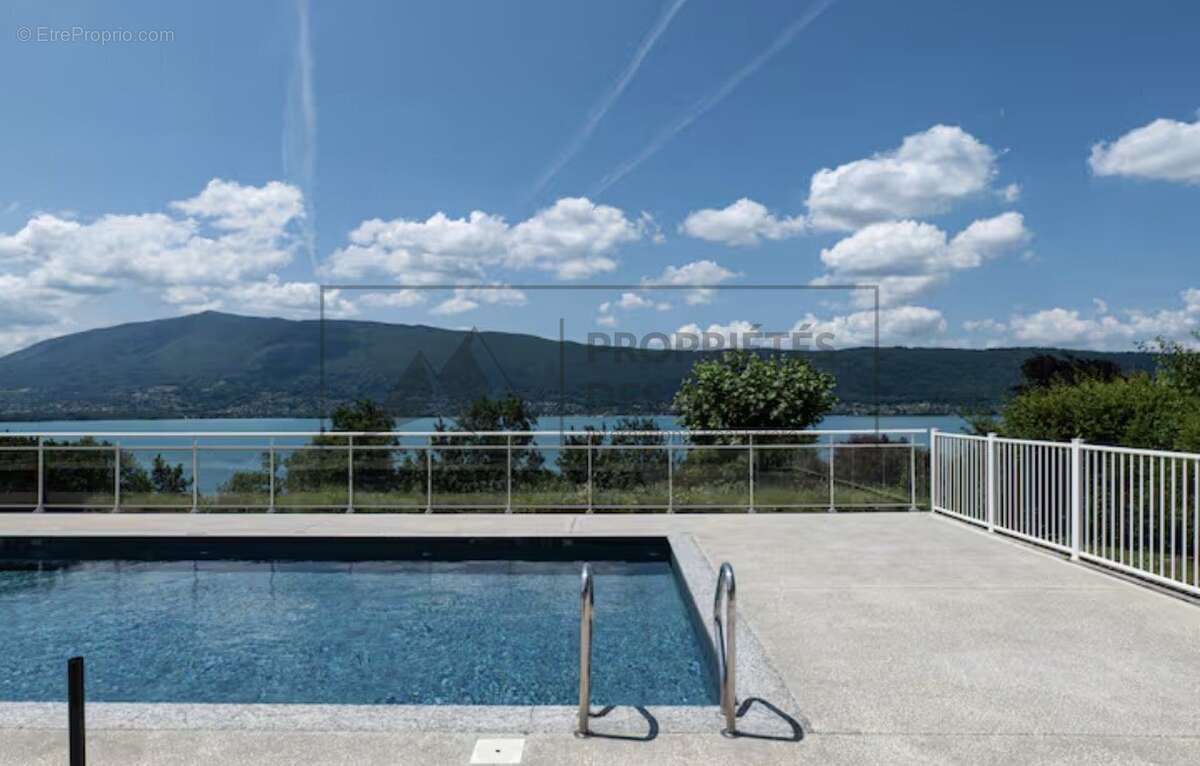 Veyrier-du-Lac  Appartement d'exception avec terrasse panoramique, piscine et vue imprenable sur le lac d'Annecy - photo 12