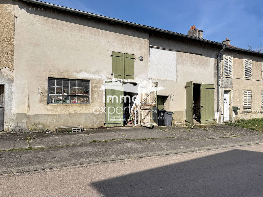 Appartement à JUVAINCOURT