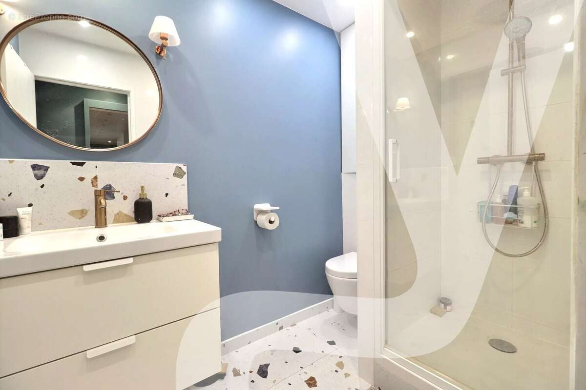 Appartement à PARIS-20E