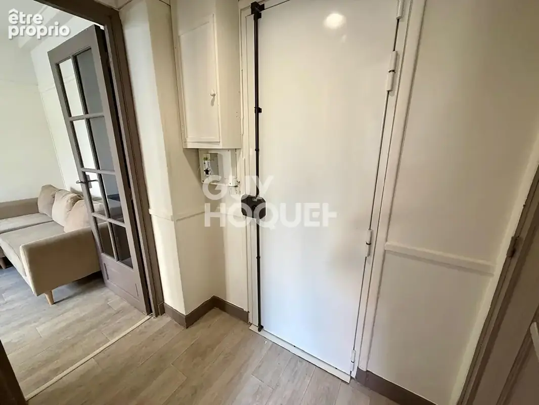Appartement 2 pièces à vendre à Vanves - Proche métro Ligne 13 et gare Vanves-Malakoff - photo 10