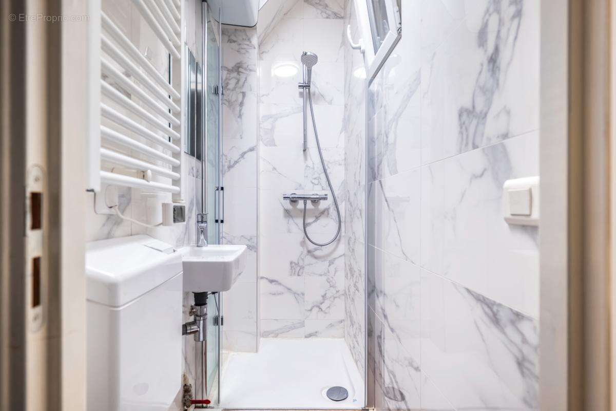 Appartement à PARIS-11E