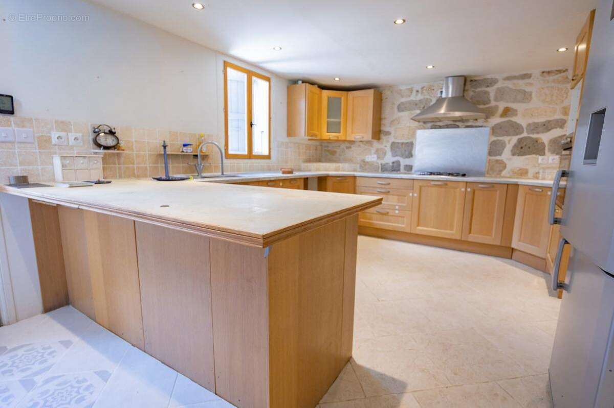 Maison de village en pierre avec gîte - photo 5