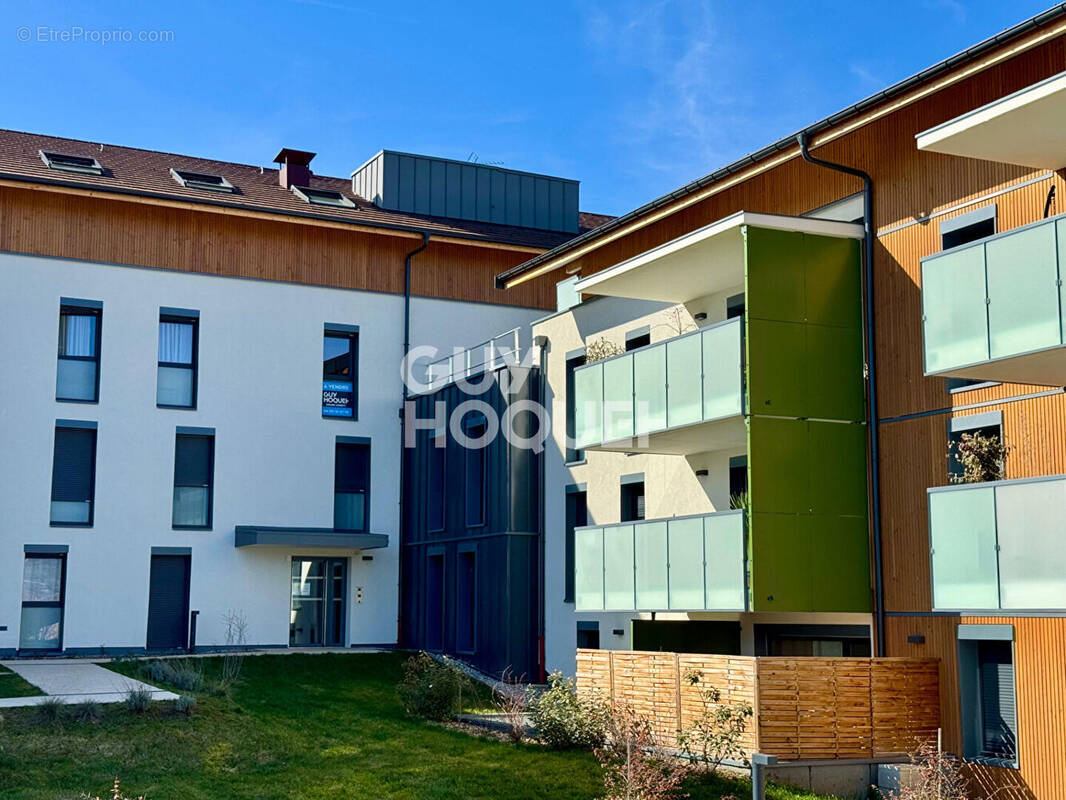 Appartement à REIGNIER