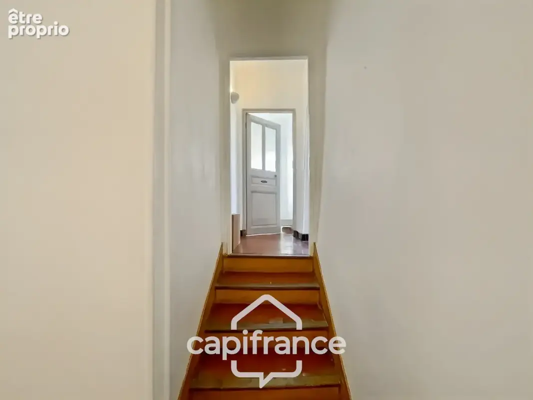 ne demeure de caractère au cœur de la Provence: 242 m2 de superficie habitable , une TERRASSE PANORAMIQUE. Distribution sur 3 ni - photo 46