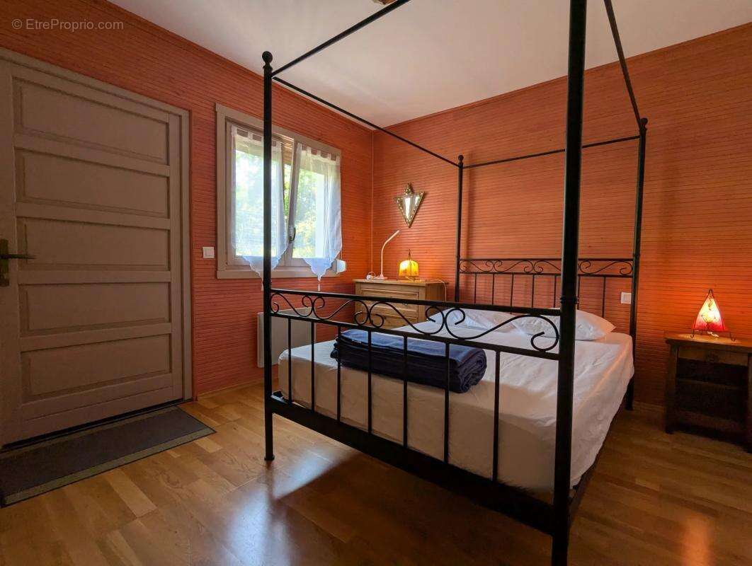 Maison à LAMALOU-LES-BAINS