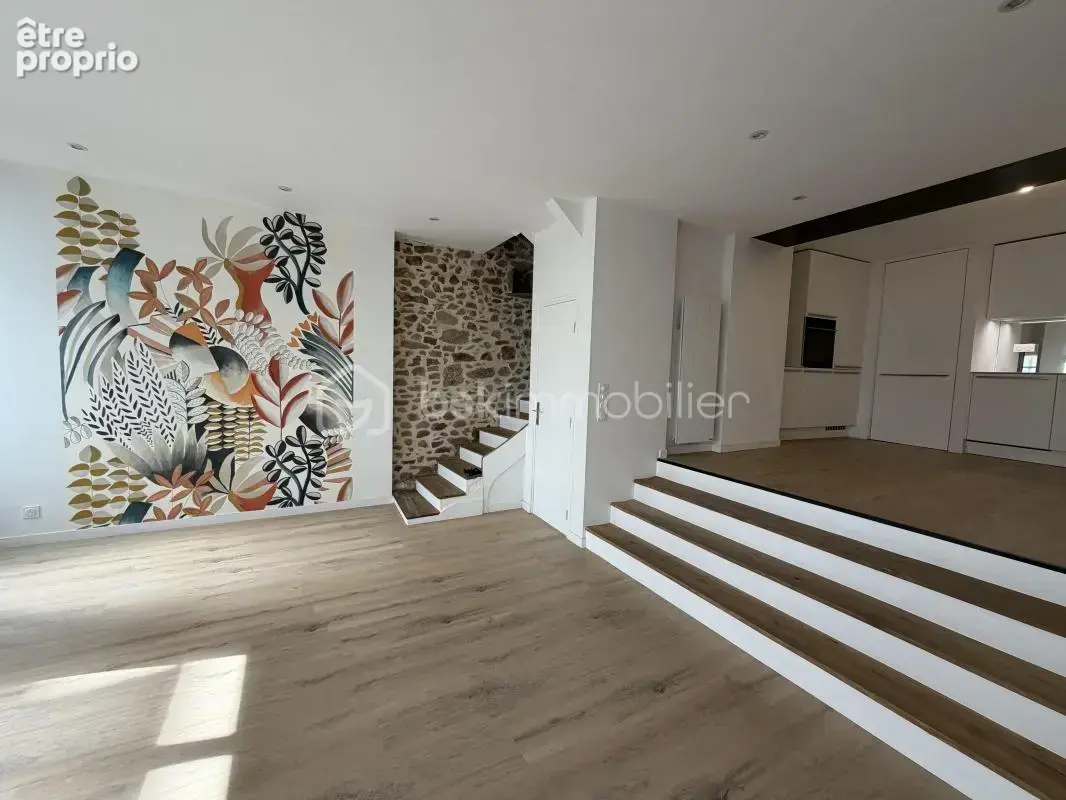 A 50 mètres du port - maison de ville - triplex - vannes - photo 3