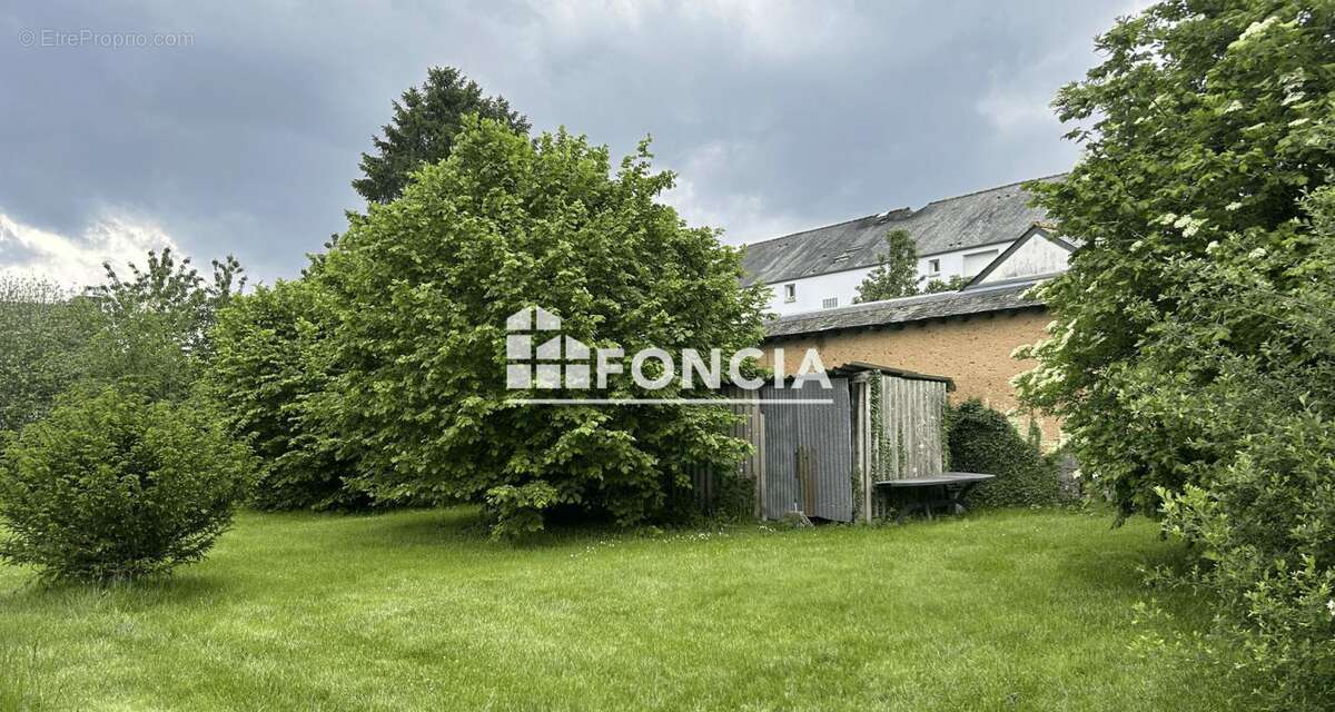 Appartement à MELESSE