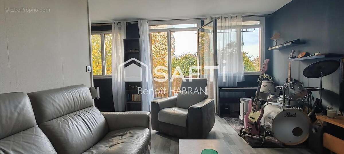 Photo 2 - Appartement à POISSY