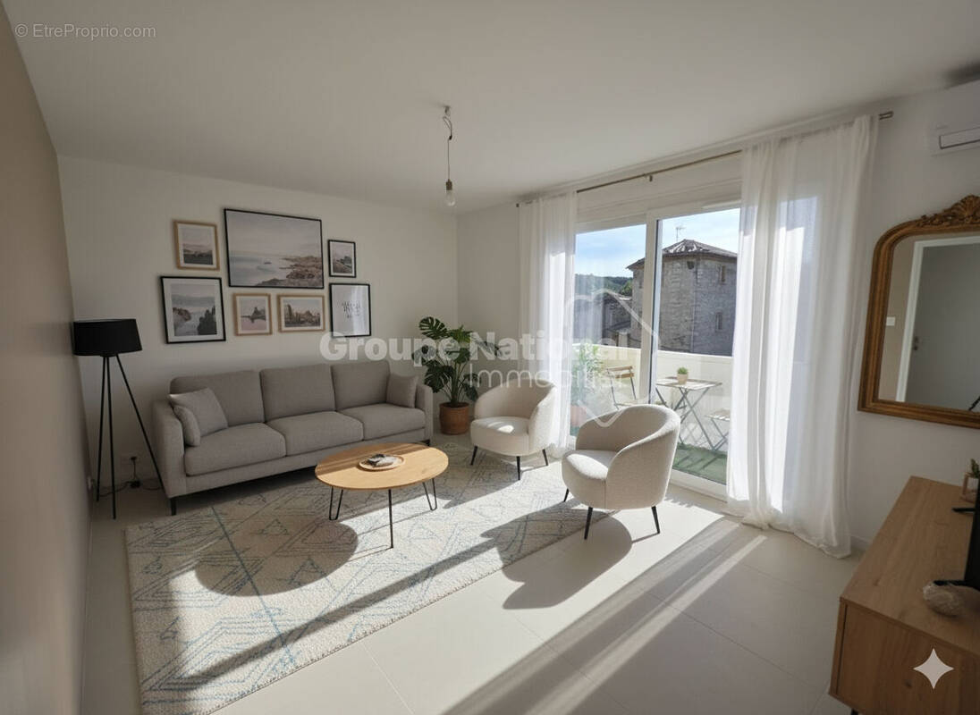 Appartement à VINON-SUR-VERDON