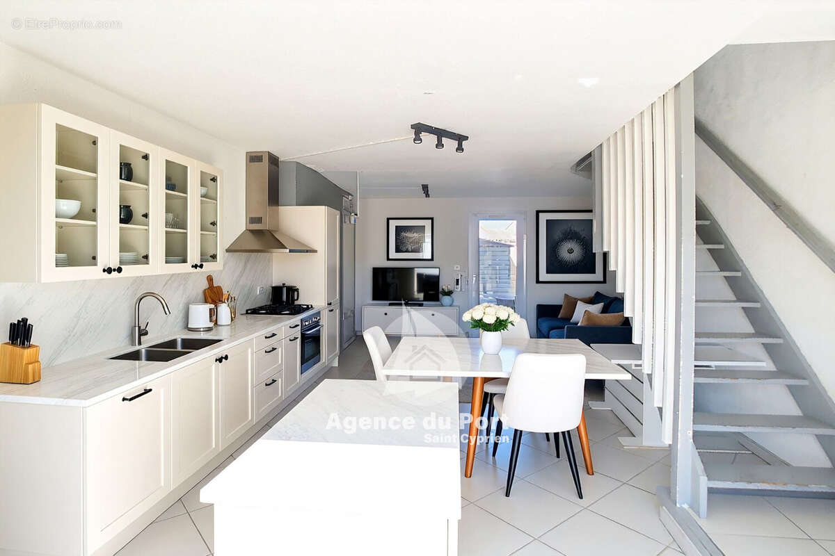 Maison à SAINT-CYPRIEN