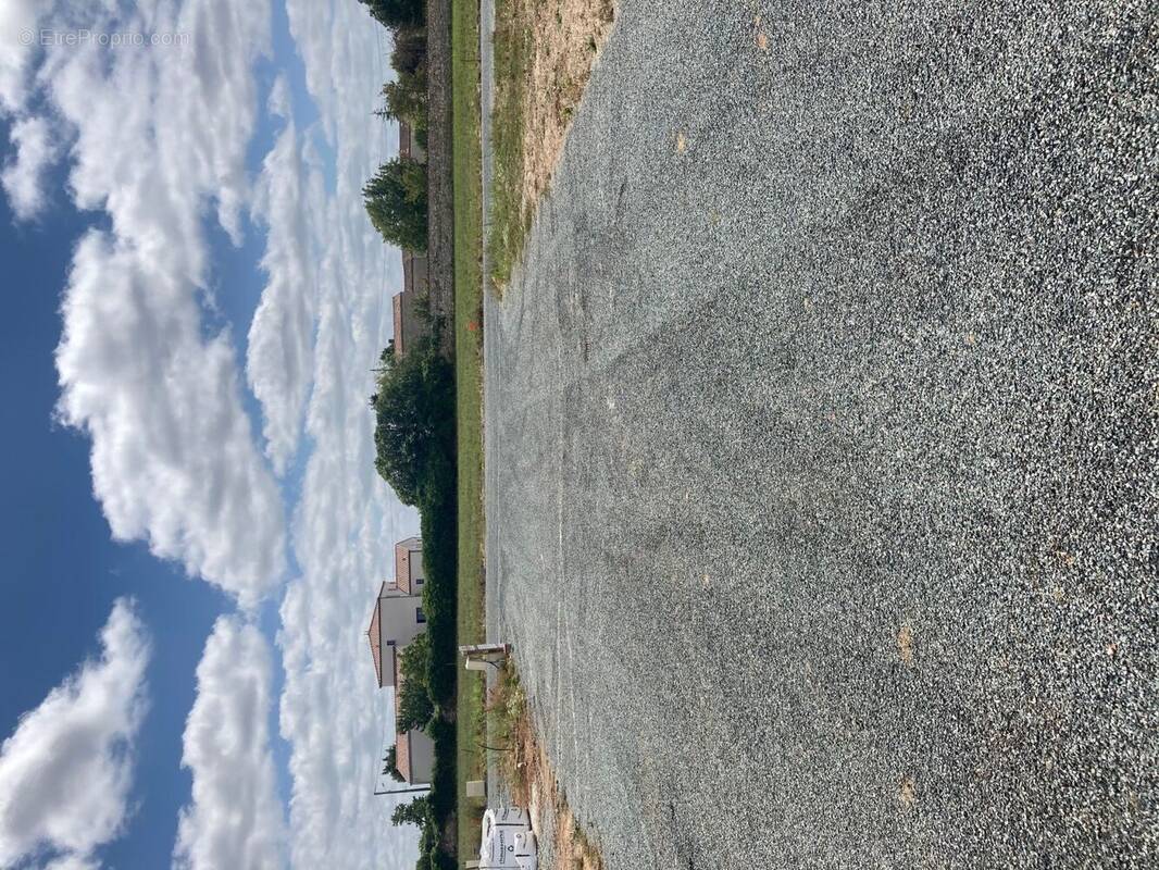 Terrain à NIEUL-SUR-L&#039;AUTISE