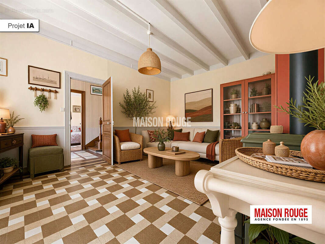 Maison de bourg en pierre à moderniser avec 5 chambres, jardin arboré et garage au coeur de Plourhan - photo 5