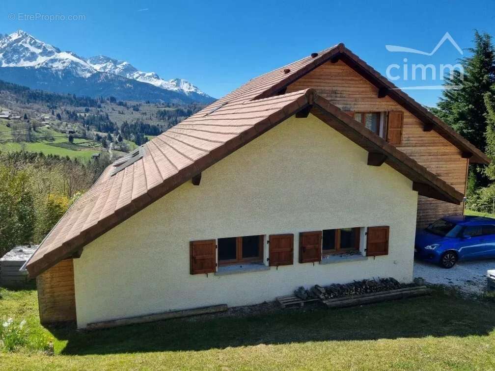 Maison à LES ADRETS