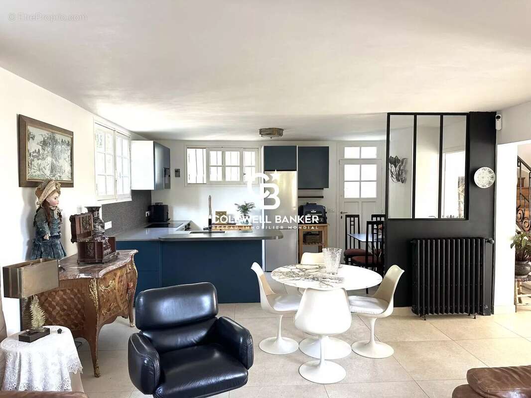 Maison à LE VESINET