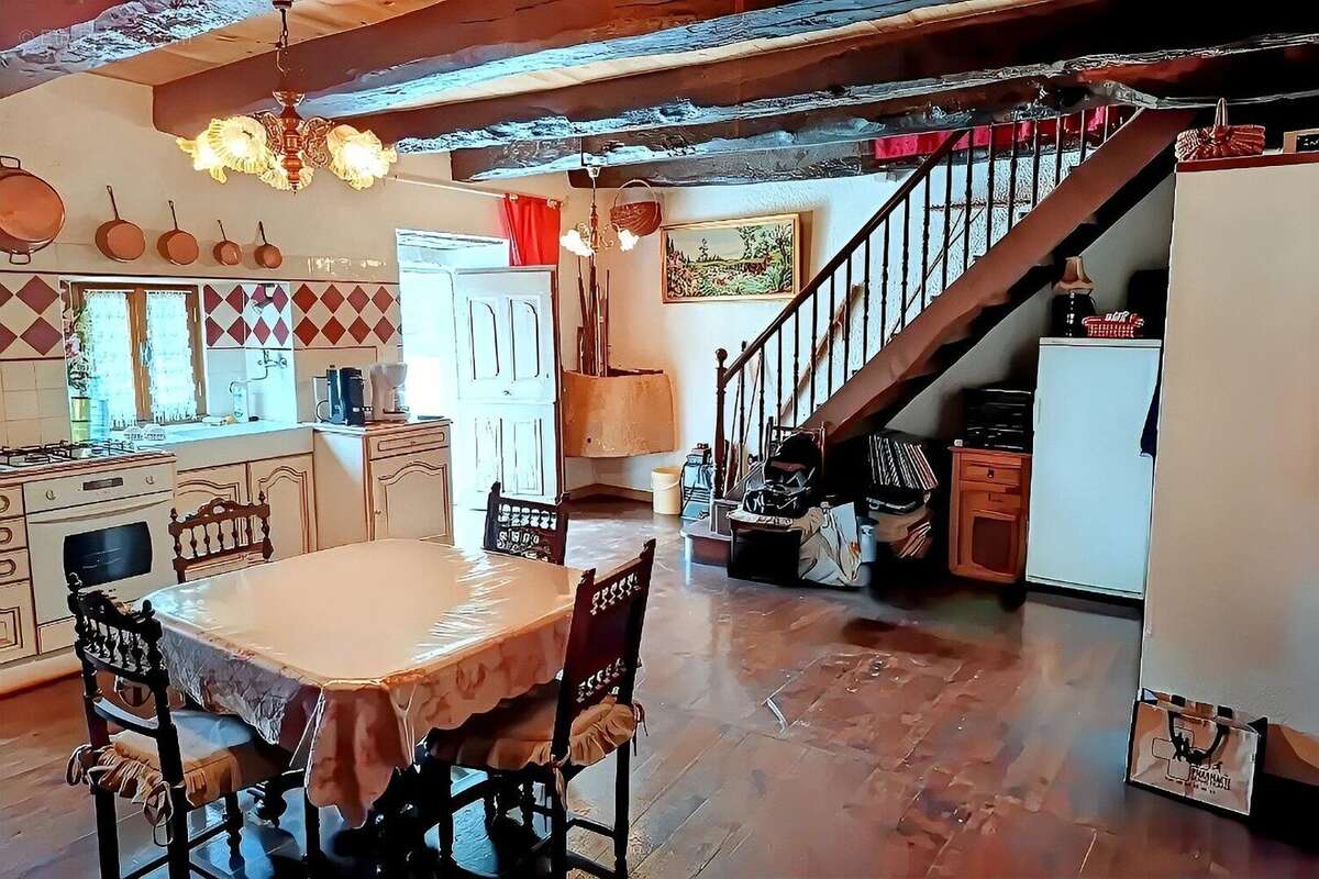 Charmante maison de campagne en pierre à BERLATS, au coeur de la nature - photo 6