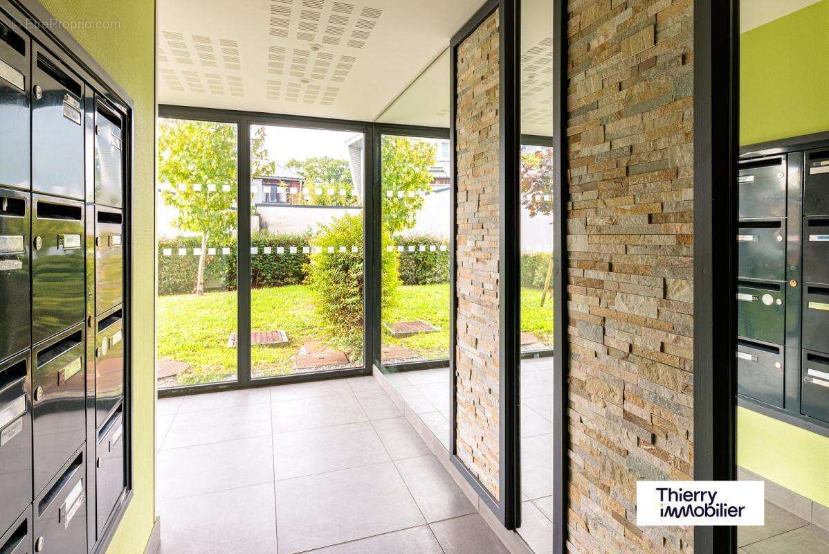 T2 rez de jardin rte de saint herblain - photo 12