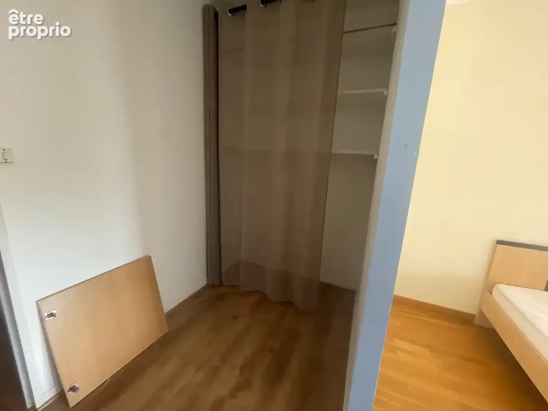 À vendre à Angers : grand appartement 6 pièces de 113 m2 avec 5 chambres - photo 5