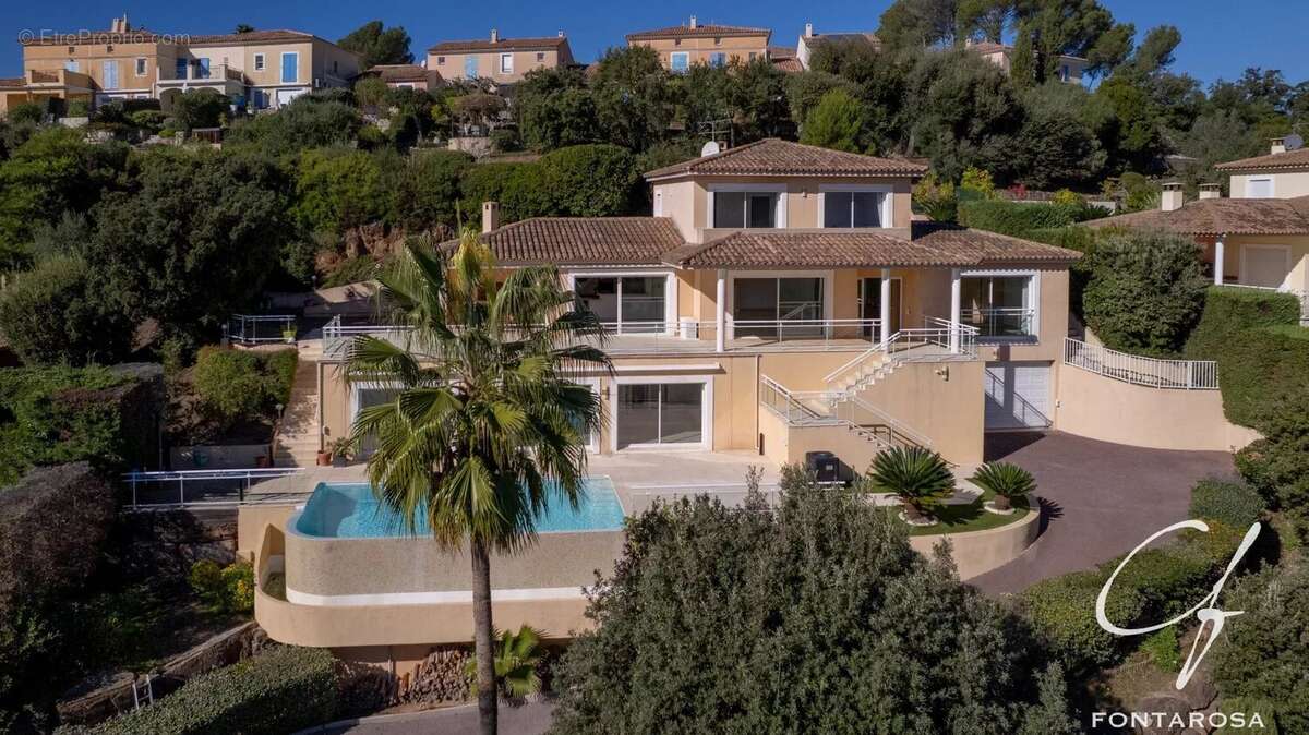 Maison à SAINT-RAPHAEL