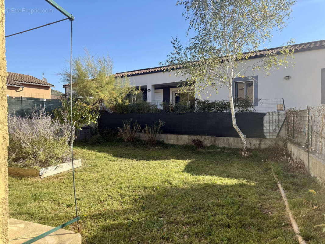 Maison à SAINT-PRIVAT