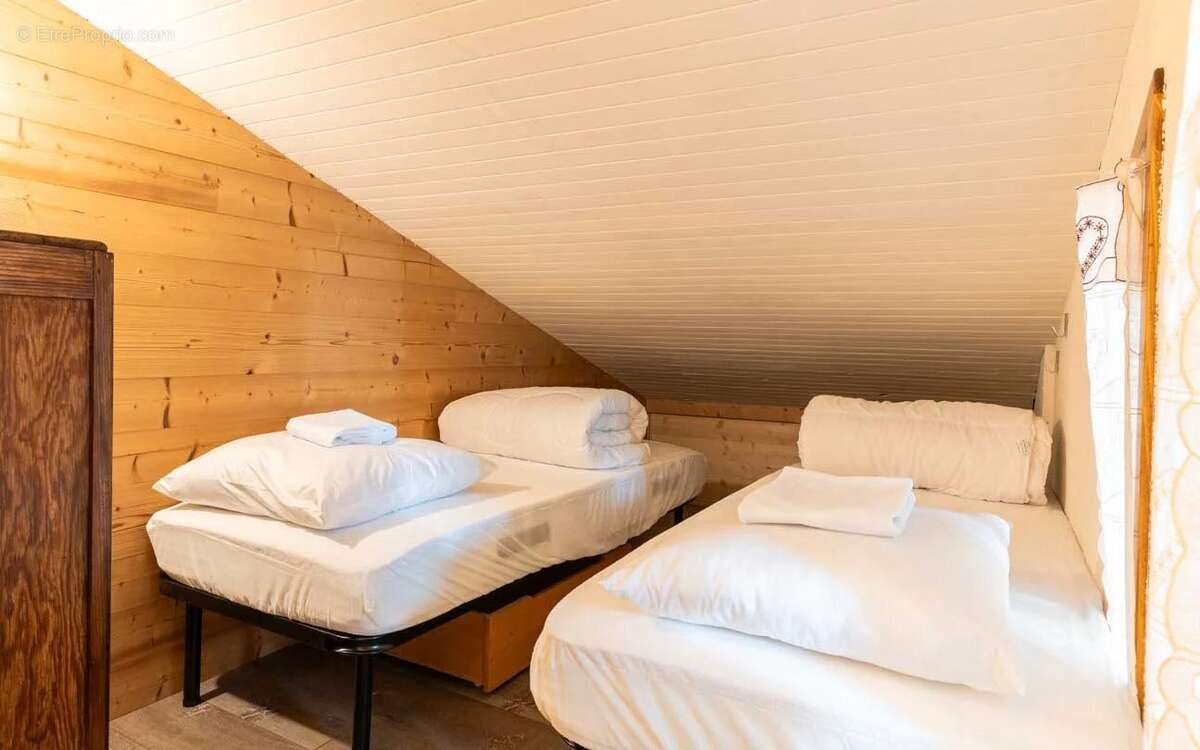 REF 2295 - Trois pièces duplex exposé Sud-Ouest - photo 7