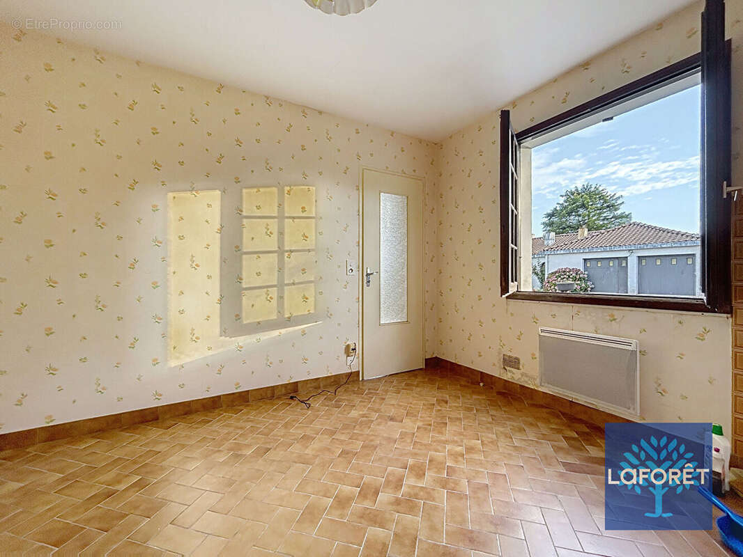 Maison à SAINT-FLORENT-DES-BOIS