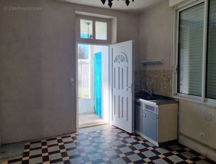 Maison 110 m² à Nouziers  - photo 18
