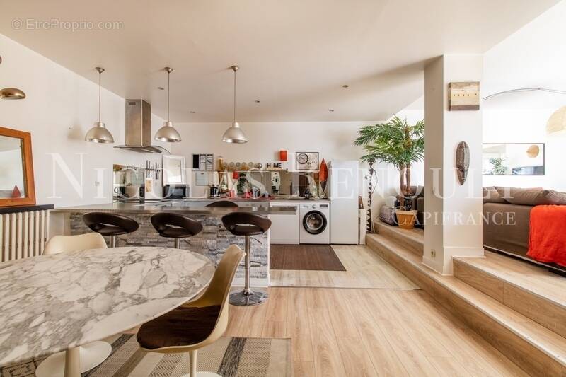 Appartement à COLOMBES