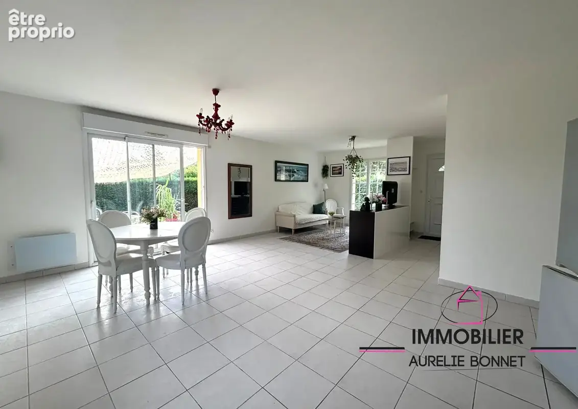 Maison 5 pièces 78 m² à vendre à Lisieux (14100) - photo 2