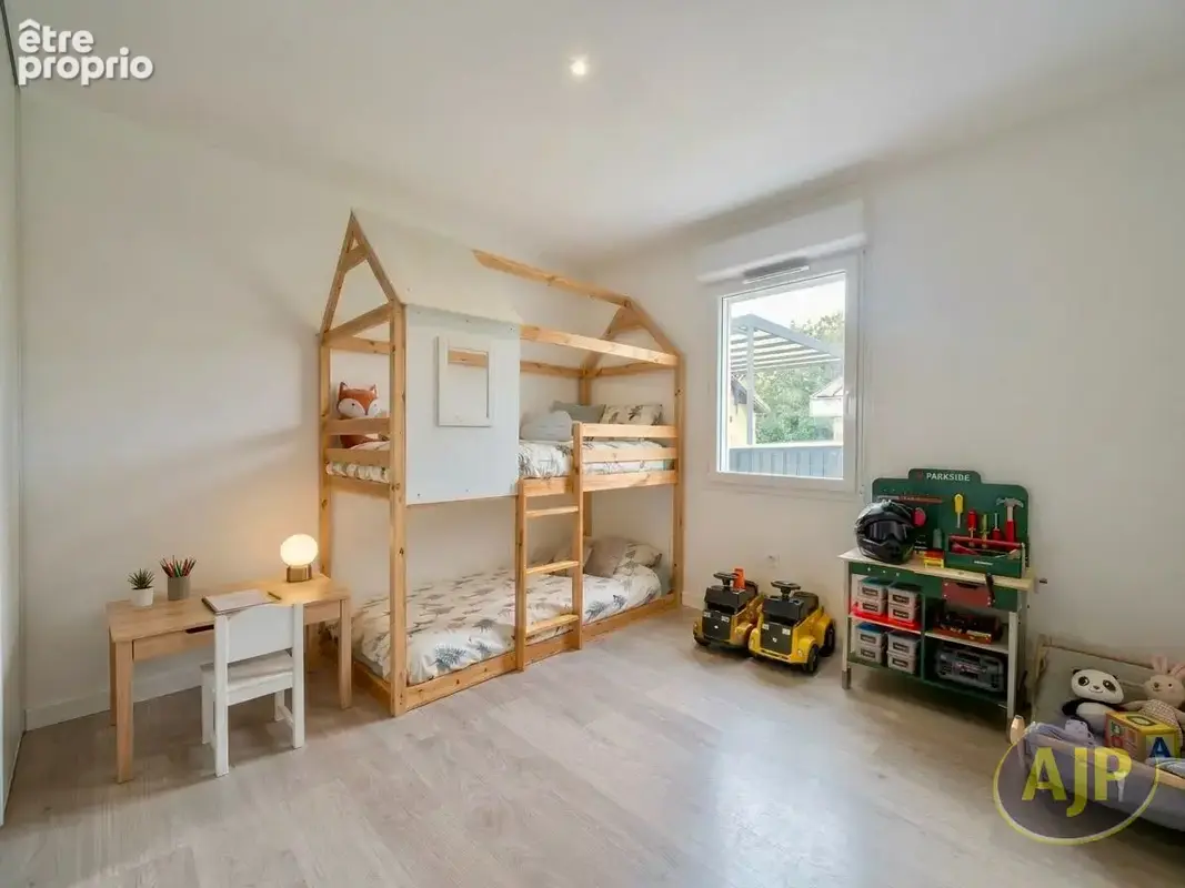 Maison contemporaine, 4 chambres et 1 bureau ! - photo 12