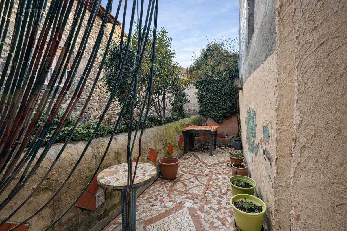 Maison à CLERMONT-FERRAND