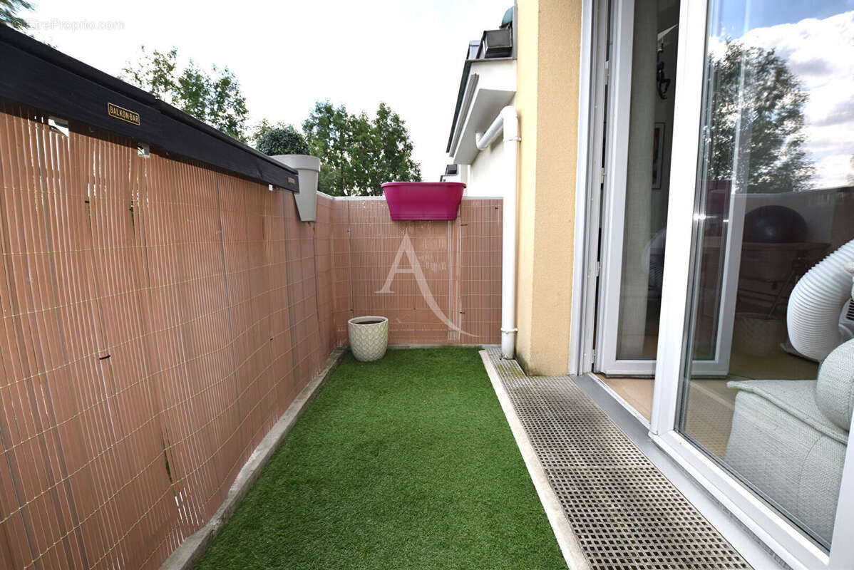 Appartement à QUINCY-SOUS-SENART