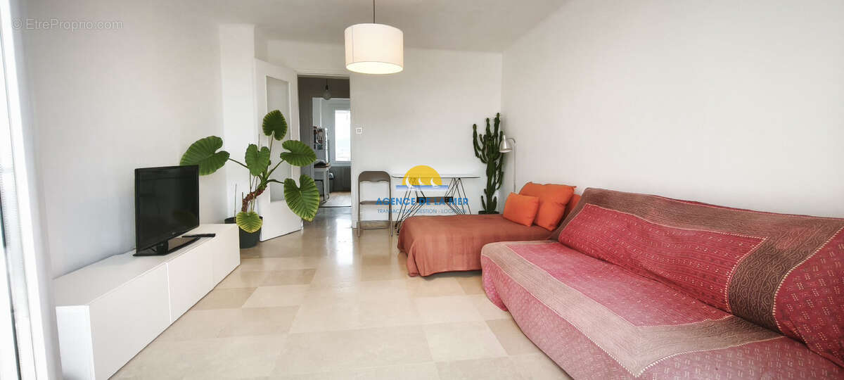 Appartement à FREJUS